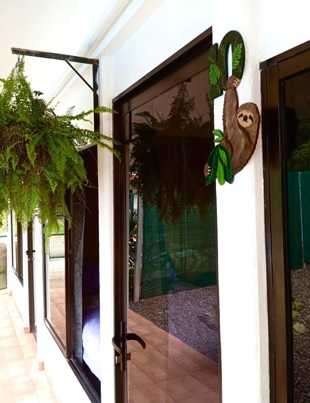 Habitaciones Kolibri Quepos Esterno foto